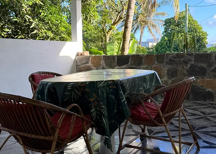 Transit Home - 10 Mins From Airport