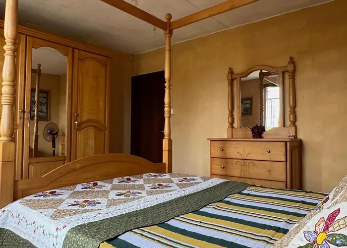 Transit Home - 10 Mins From Airport