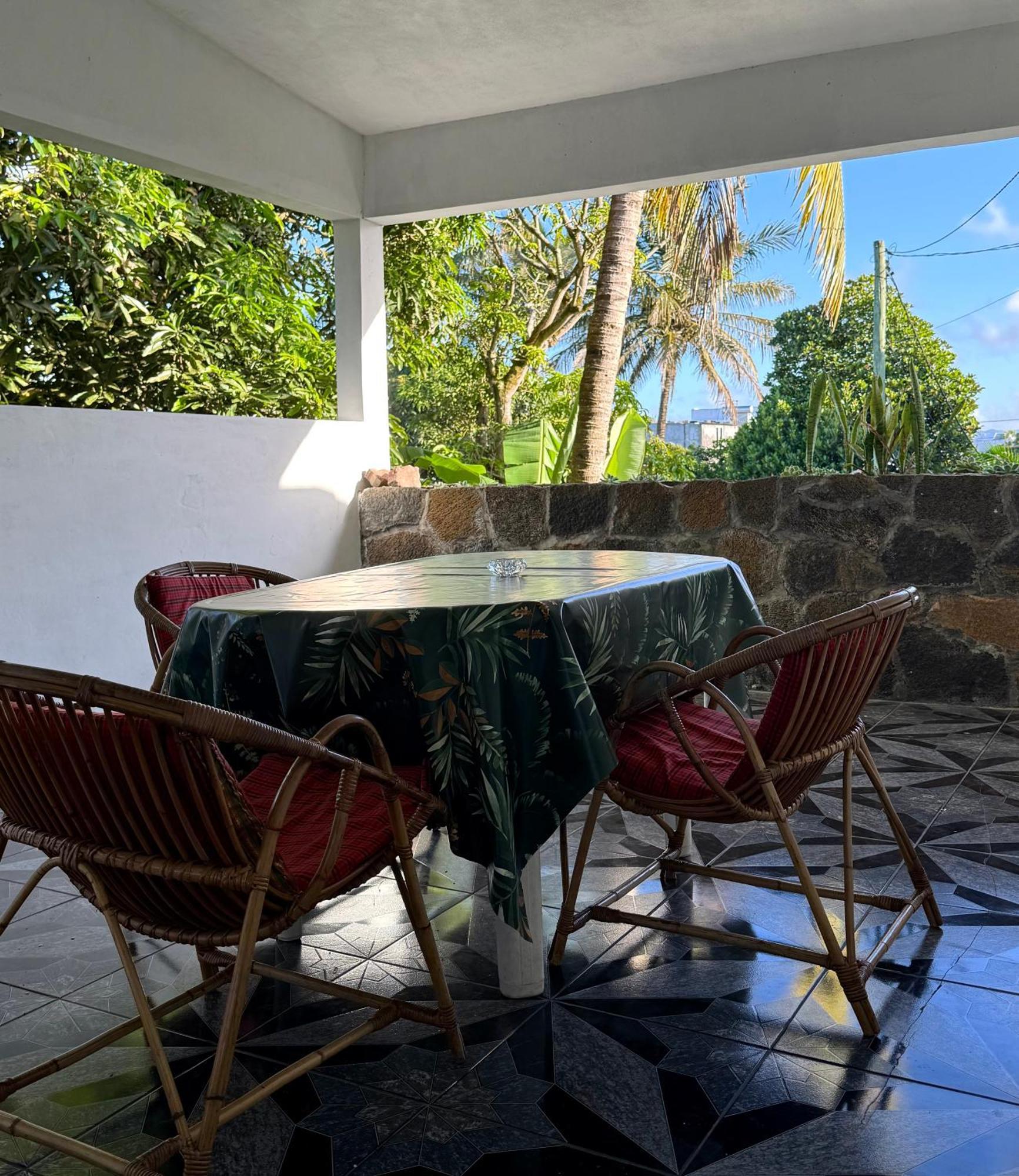 Apartment Transit - 10 Mins From Airport